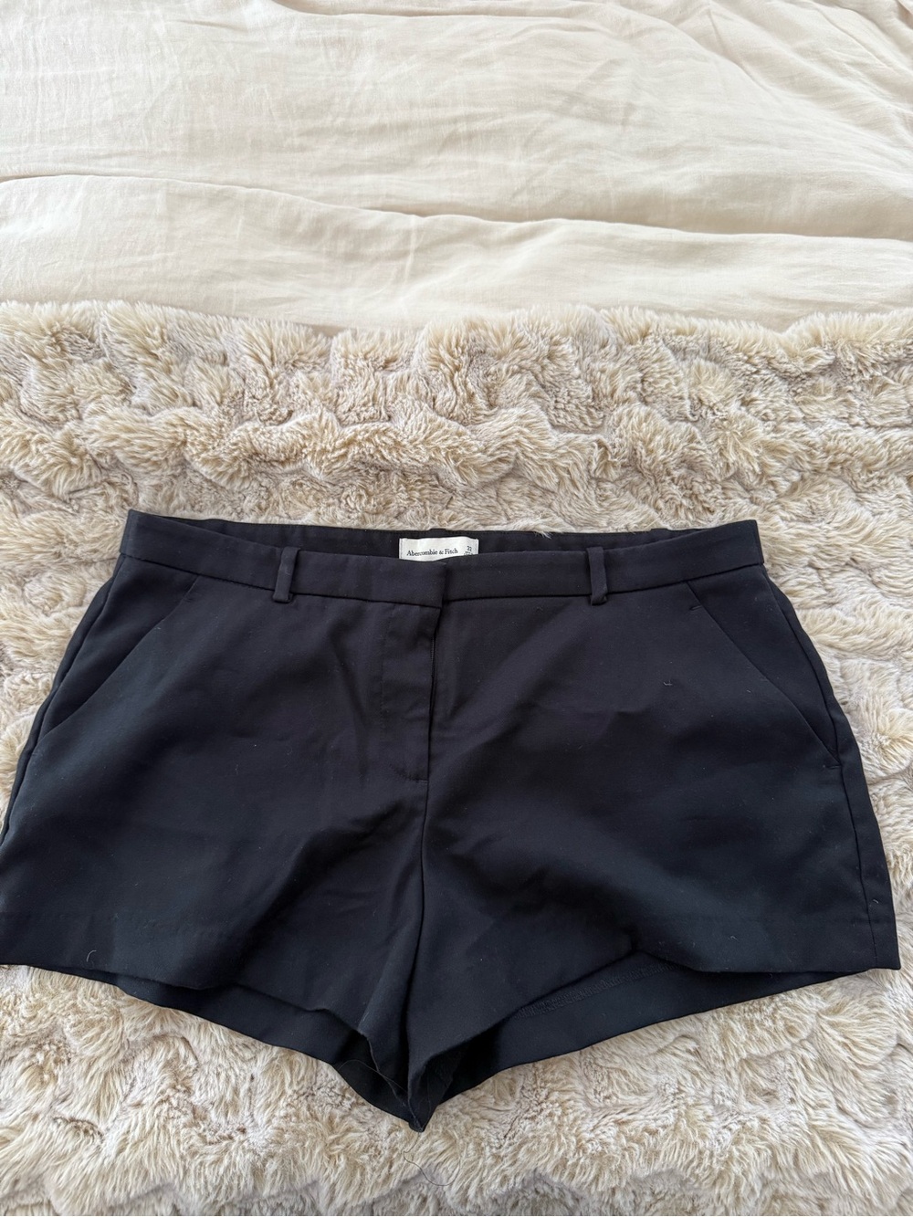 Abercrombie & Fitch Black High-Waist Tailored Women's Shorts